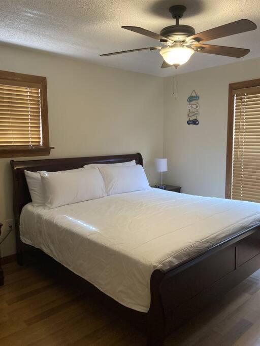 Lakeview Condo In Gated Community Тампа Екстериор снимка